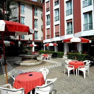5 Terre Hotel