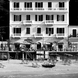 Baia Hotel